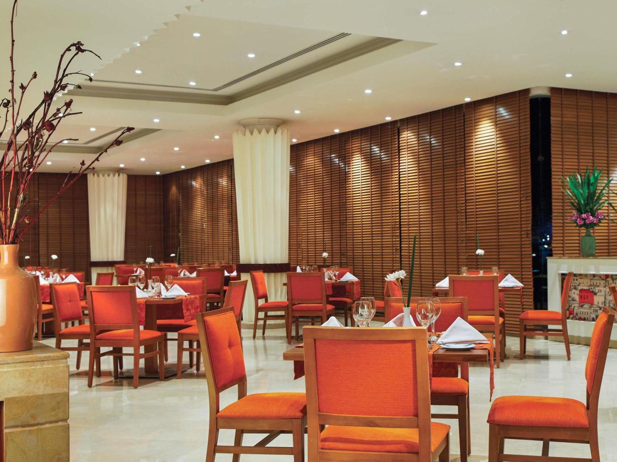 Moevenpick Resort Assuan Esterno foto