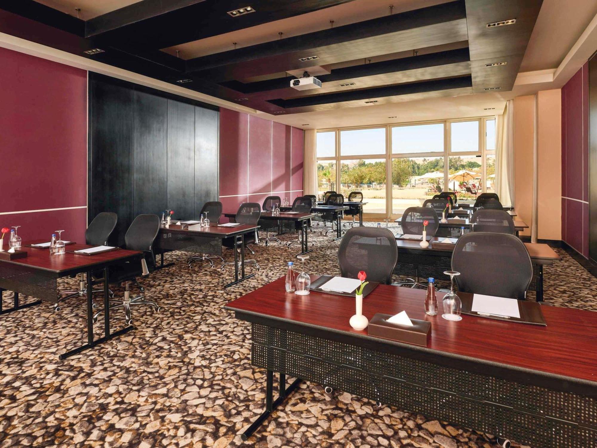 Moevenpick Resort Assuan Esterno foto